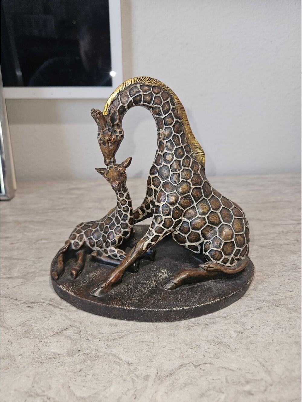 Decorative Giraffe Mother and Baby Figurine Statue